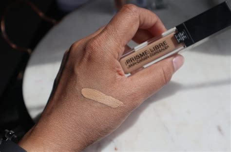 givenchy poudre libre prisme|Givenchy prisme libre concealer.